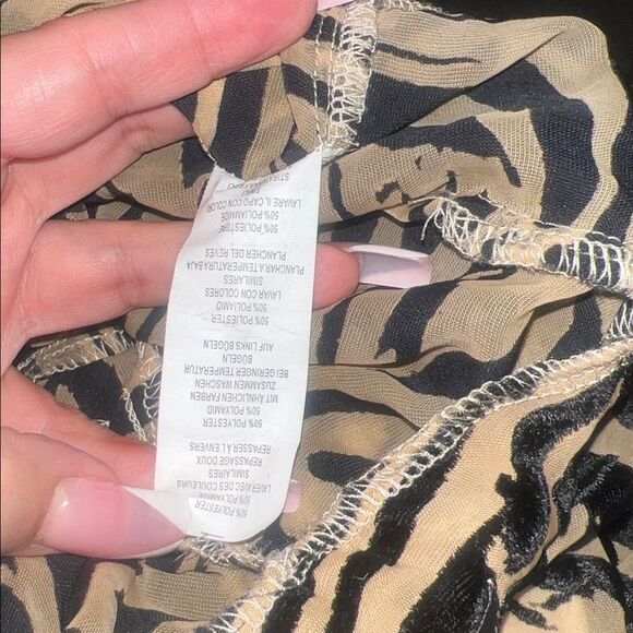 PRETTY LITTLE THING Black Brown Sheer Velvet Zebra Print Halter Jumpsuit XSmall - Picture 9 of 10